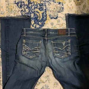 Buckle jeans